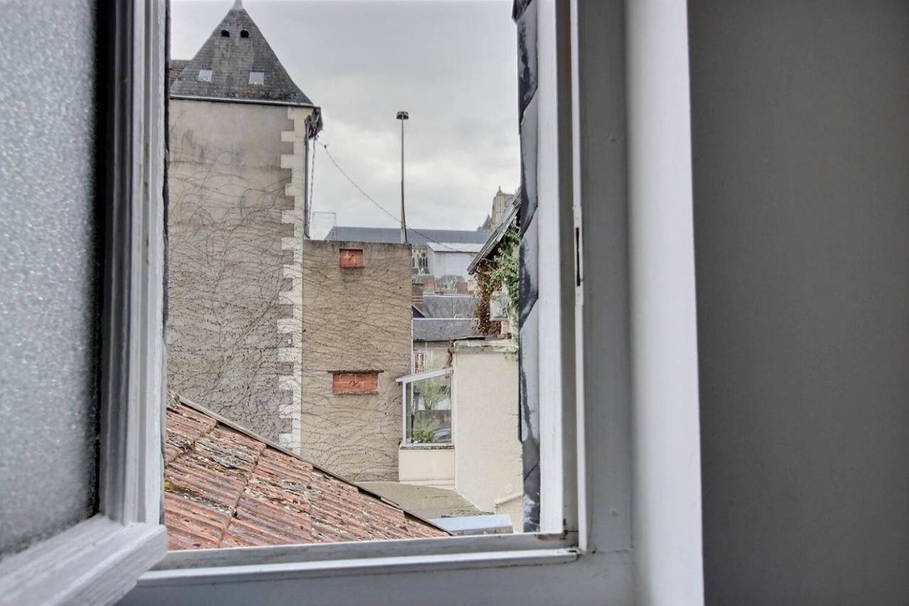 La Casa De Loulou Apartment Bourges Bagian luar foto